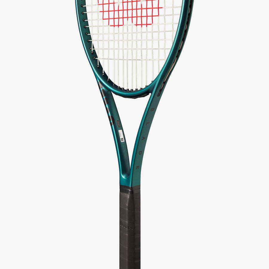 2024 Wilson BLADE 98 16x19 V9 Tennis Racket