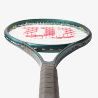 2024 Wilson BLADE 104 V9 Tennis Racket