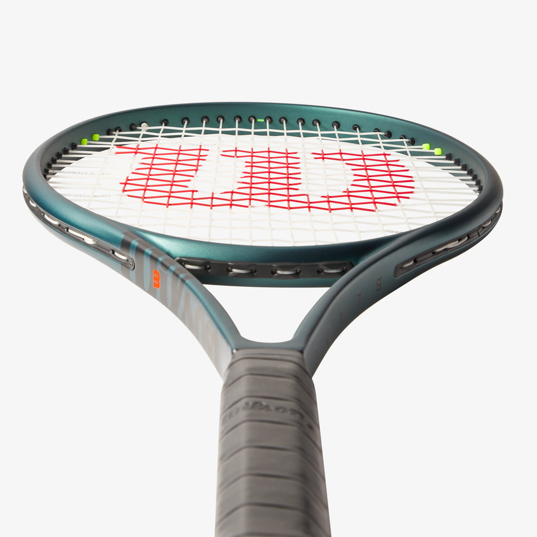 2024 Wilson BLADE 100L V9 Tennis Racket